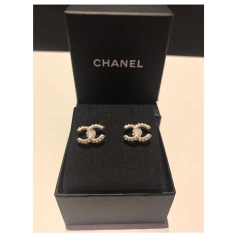 boucle d'oreilles chanel cc|Boucles d'oreilles .